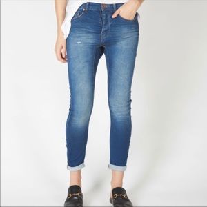 ONE teaspoon Kidd’s